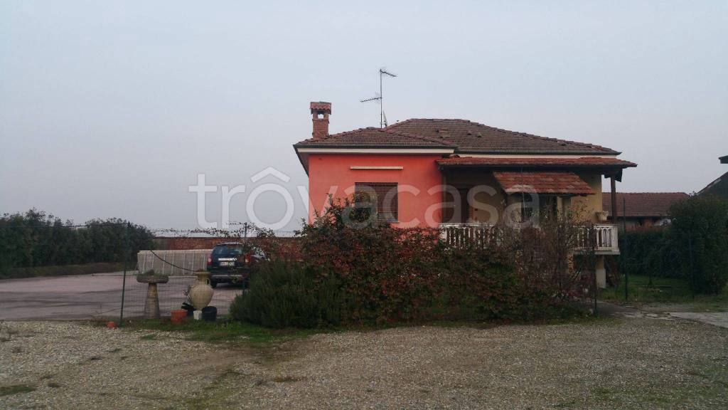Villa in in vendita da privato a Rosasco via Robbio, 36