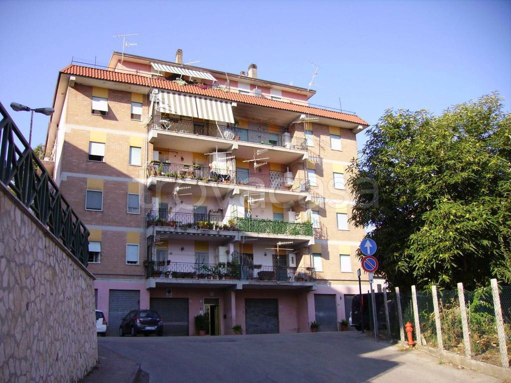Appartamento in in vendita da privato a Montelanico via Libertà, 8