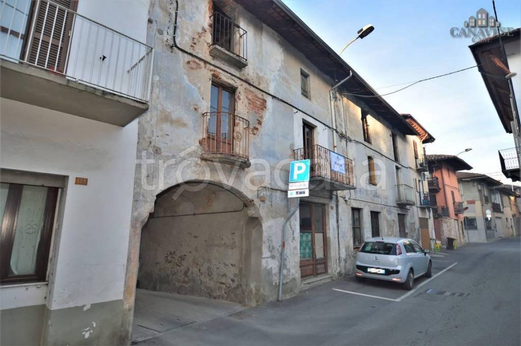 Appartamento in vendita a Castellamonte via Massimo d'Azeglio, 125
