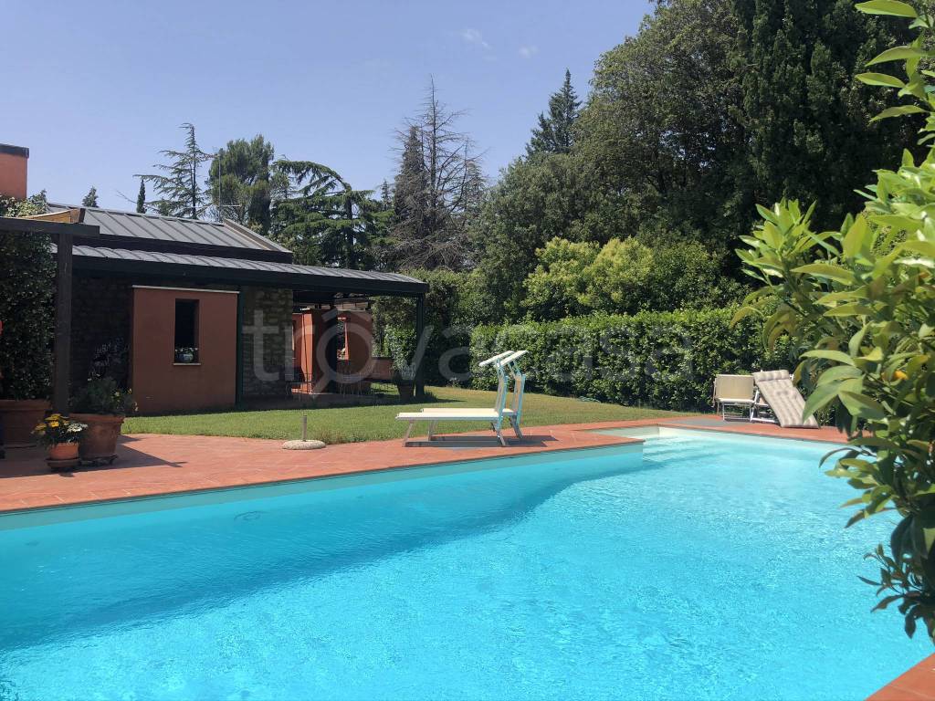 Villa in vendita a Perugia strada Provinciale della Trinità