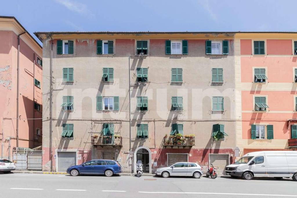 Appartamento in vendita a Genova via San Quirico 109