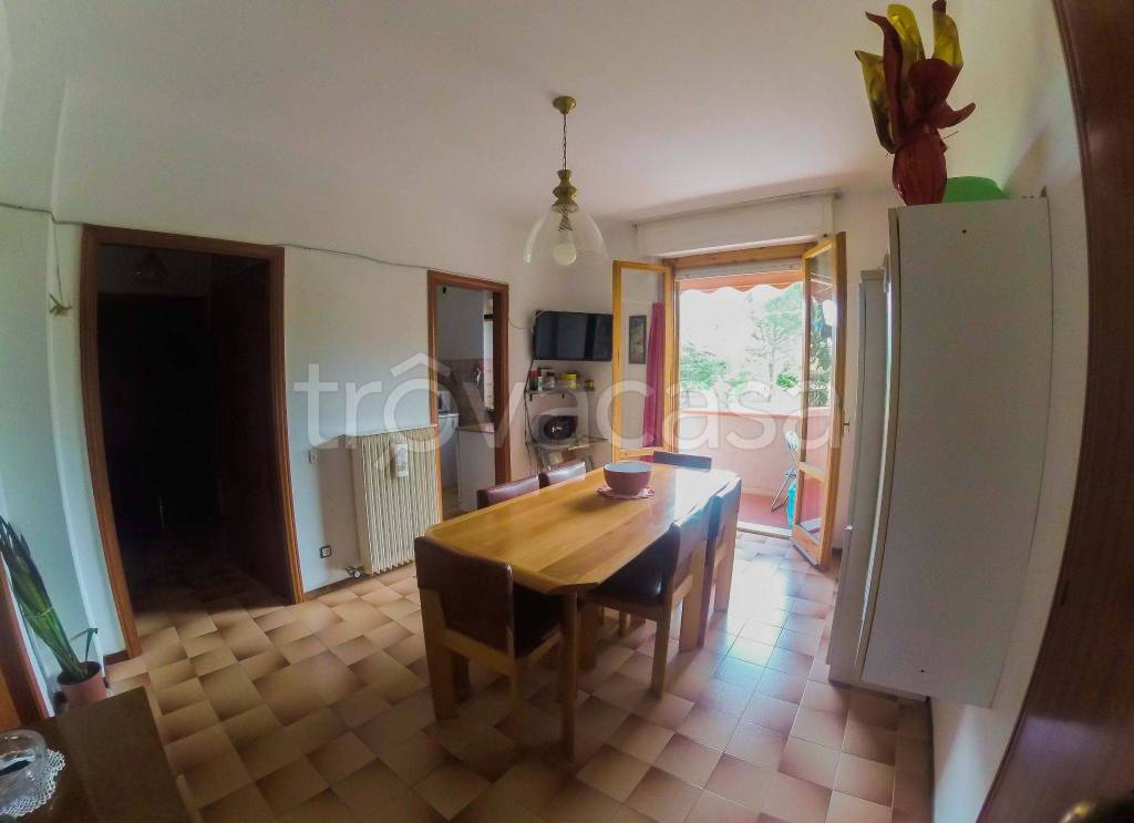 Appartamento in in vendita da privato a Colle di Val d'Elsa via Liguria, 6