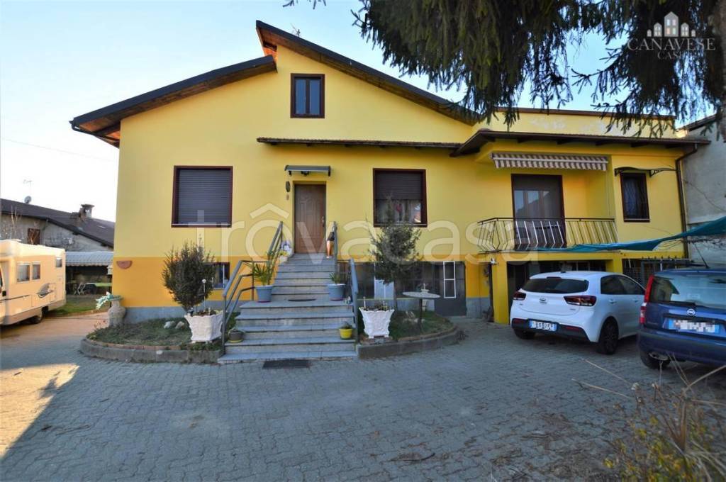 Casa Indipendente in vendita a San Giusto Canavese via xxv luglio, 95