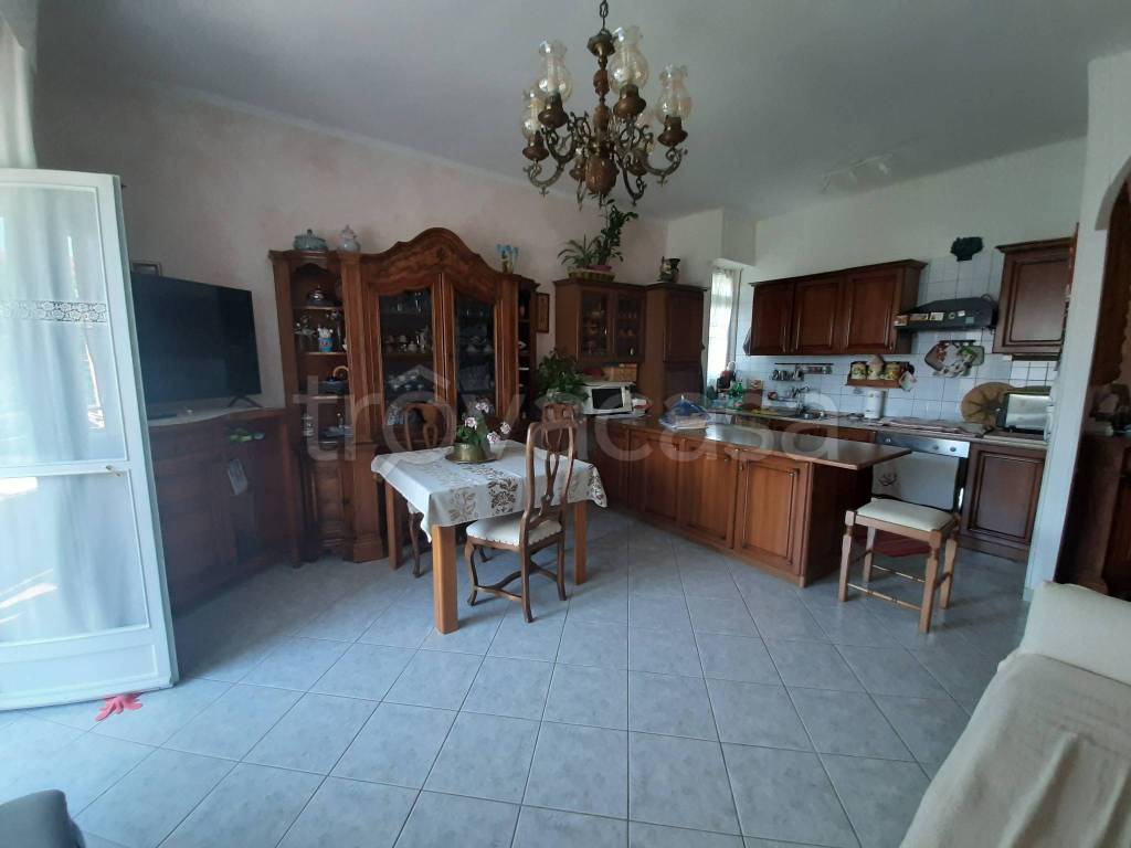 Appartamento in vendita a Ciriè via Trieste, 44