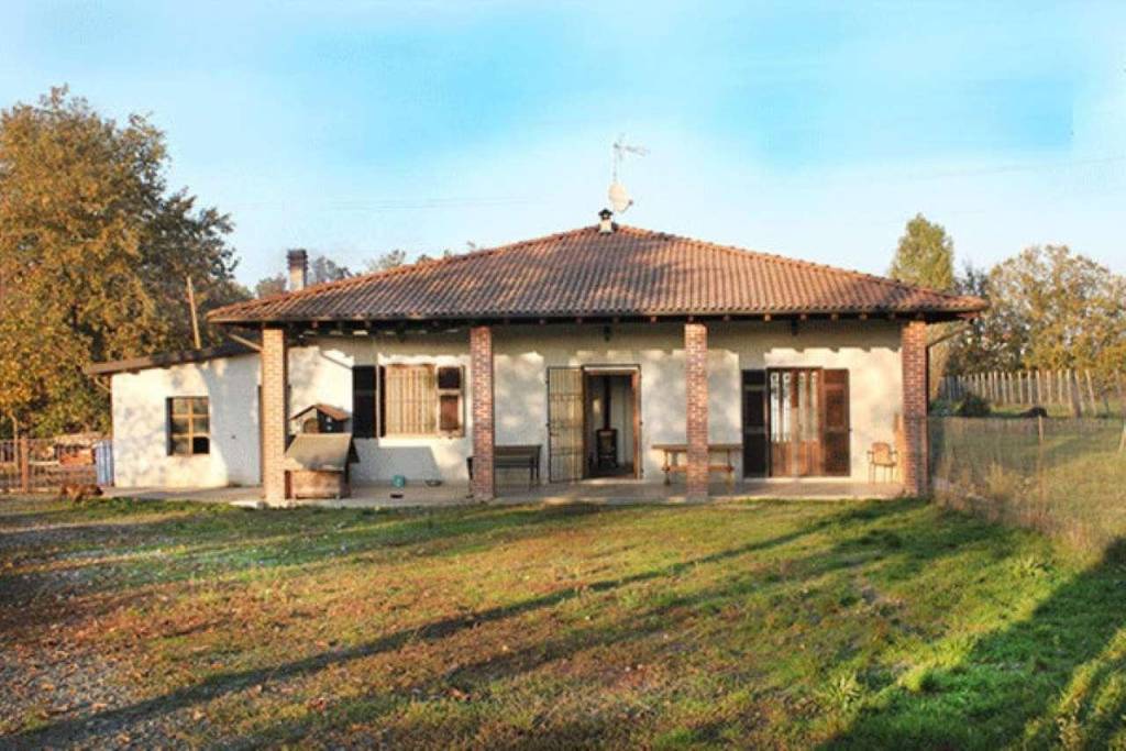 Casa Indipendente in vendita a Capriata d'Orba strada provinciale 177