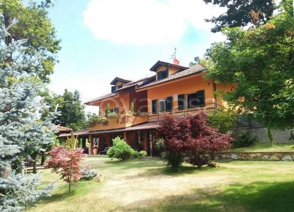 Villa Bifamiliare in vendita a Ovada strada Termo