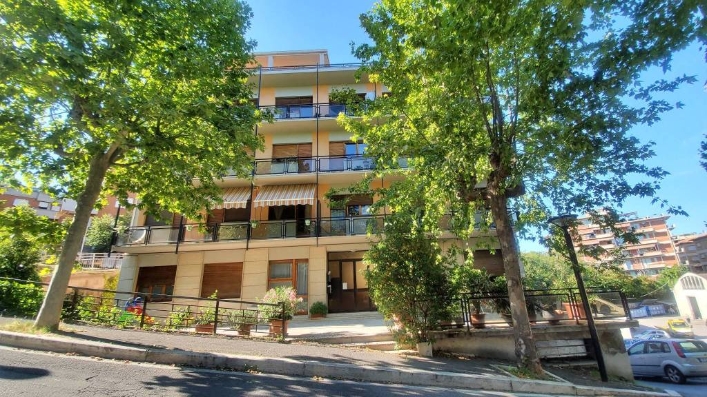 Appartamento in in vendita da privato a Chianciano Terme via dei Colli, 14