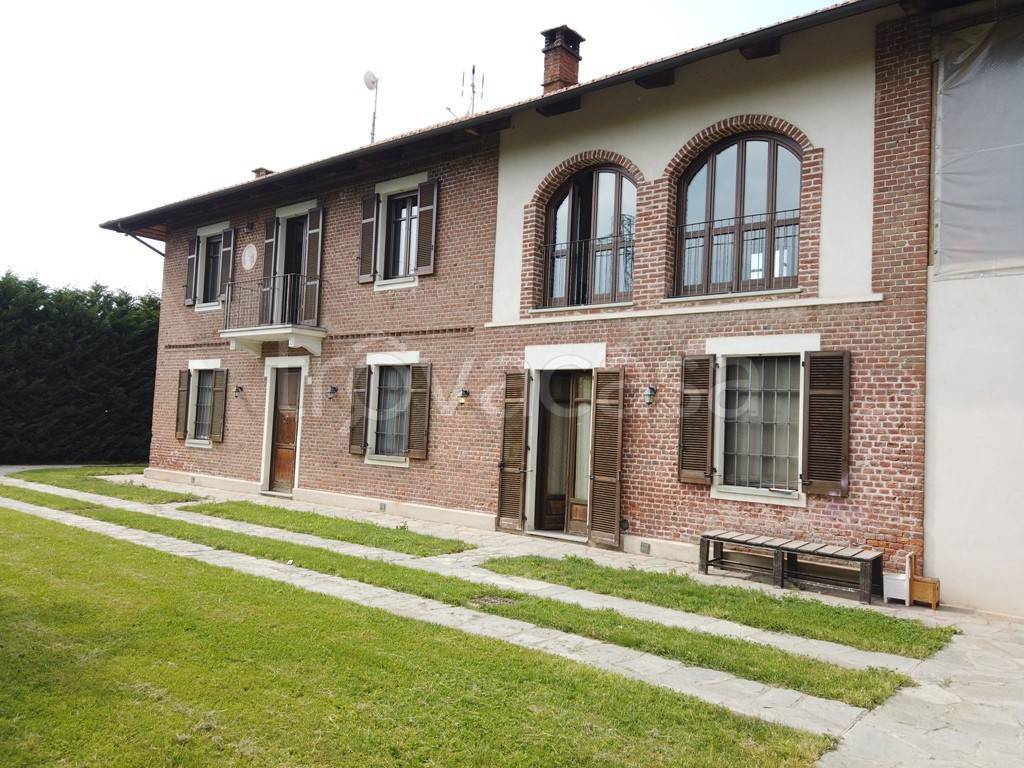 Villa in vendita a Carmagnola via Corno