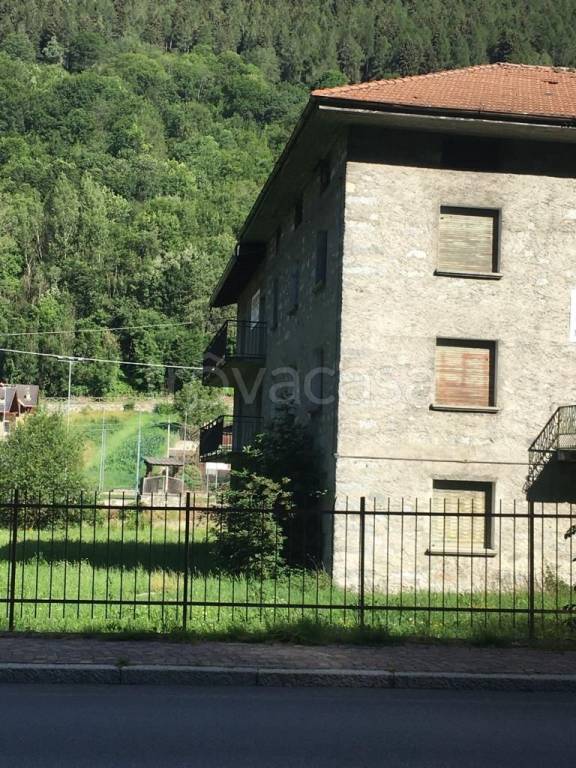 Villa Bifamiliare in in vendita da privato a Incudine via Roma, 19