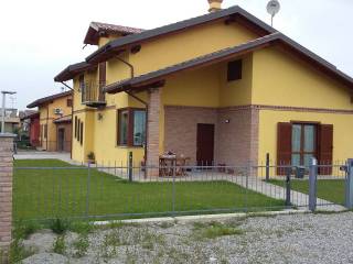 Villa in in vendita da privato a cigliano vicolo del giardino