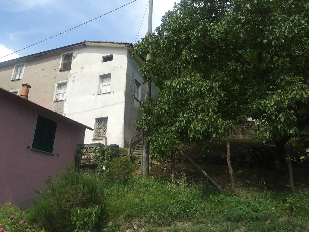 Casale in vendita a Varese Ligure via Pieve, 144