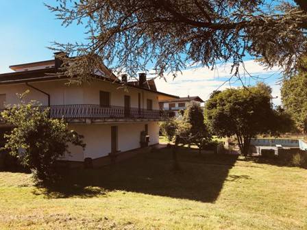 Villa in vendita a Tavagnacco via Guglielmo Marconi