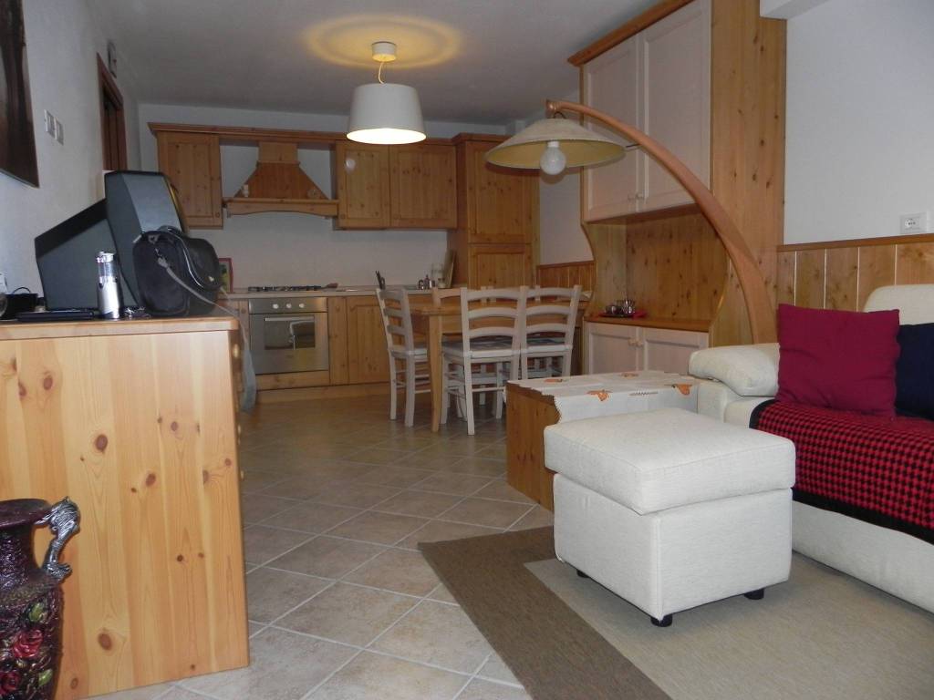 Appartamento in vendita ad Aprica via Magnolta, 37