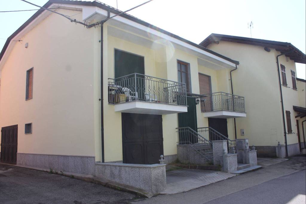 Villa in in vendita da privato a San Damiano d'Asti via San Rocco, 9A