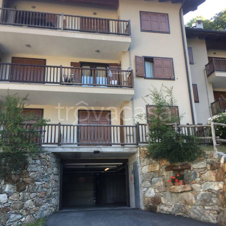 Appartamento in vendita a Fontainemore frazione Capoluogo, 11