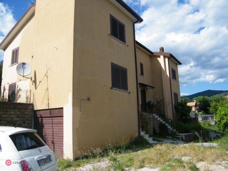 Casa Indipendente in vendita ad Alatri localita' colleprata