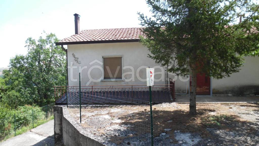 Casa Indipendente in vendita a Morra De Sanctis