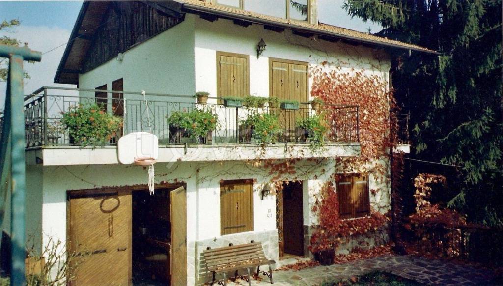 Villa in in vendita da privato a Chiusa di Pesio frazione San Bartolomeo