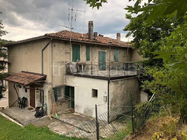 Appartamento in vendita a Gaggio Montano via Porrettana, 92