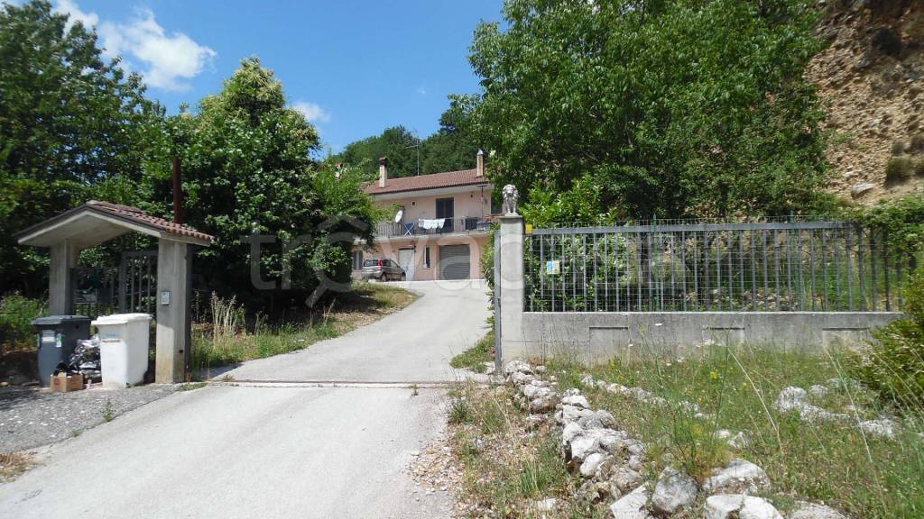 Casa Indipendente in vendita a Sant'Angelo dei Lombardi