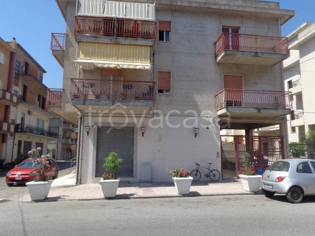 Appartamento in vendita a Marina di Gioiosa Ionica via Fratelli Rosselli, 31