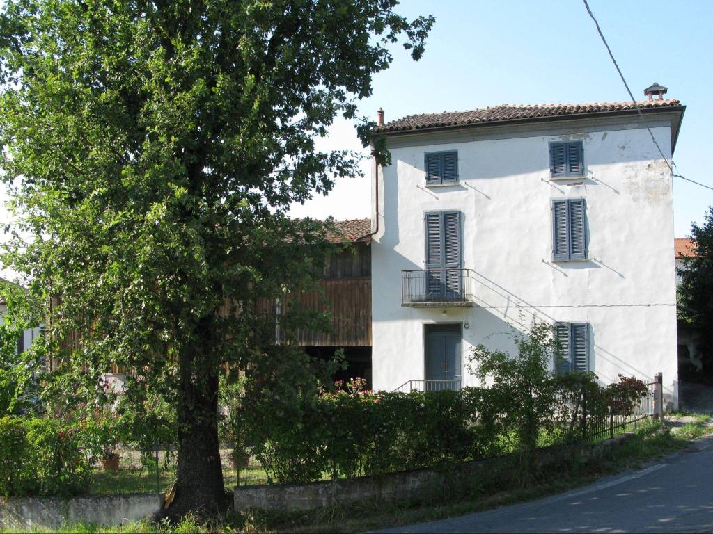 Casa Indipendente in in vendita da privato a Val di Nizza frazione Sant'Albano, 45