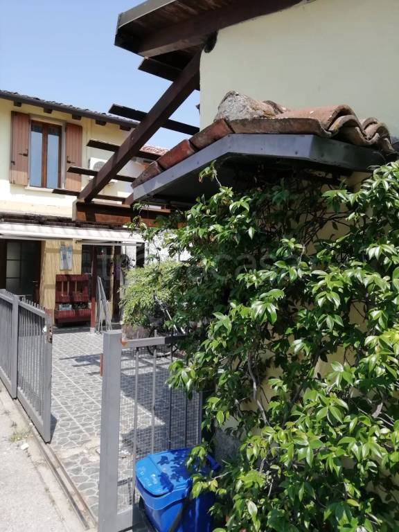 Appartamento in in vendita da privato a Corte de' Frati vicolo Amerigo Vespucci, 4