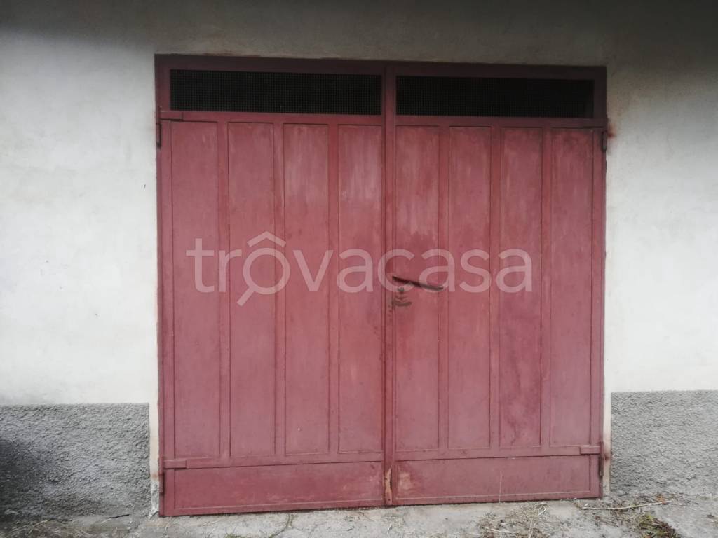 Garage in vendita a Serra San Bruno via Niccolò Copernico