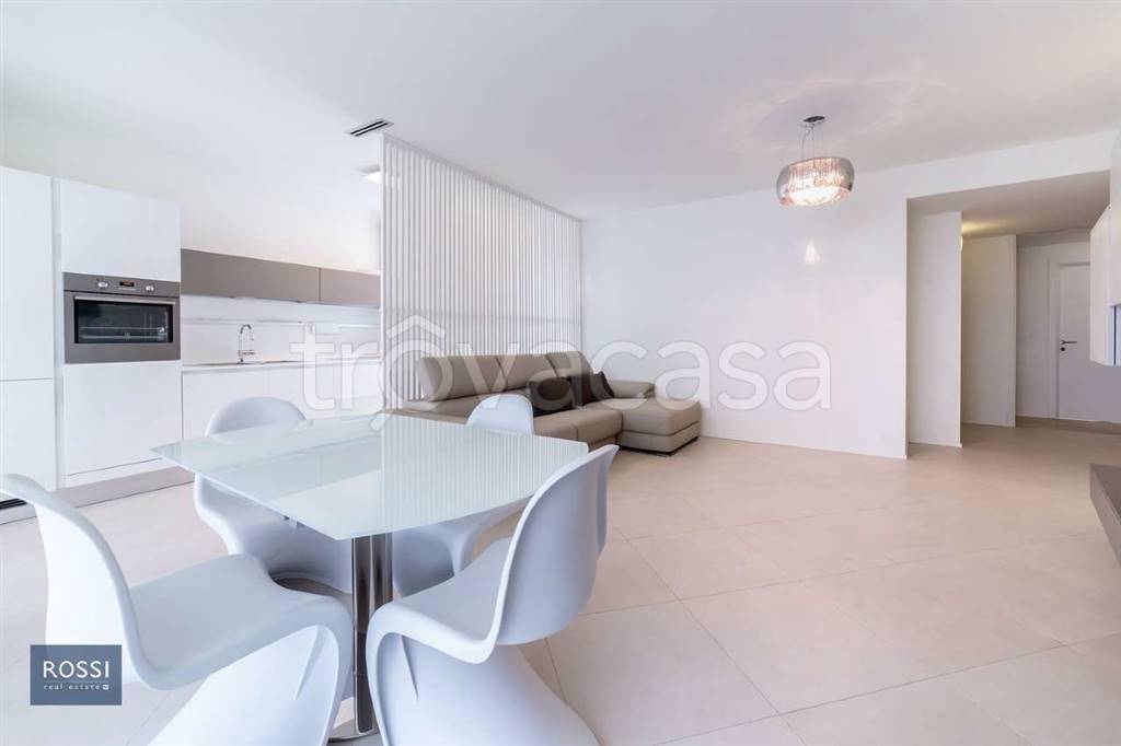 Appartamento in vendita a Rimini viale Amerigo Vespucci, 33