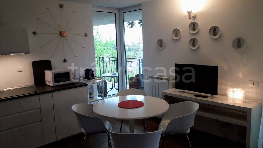 Appartamento in in affitto da privato a Milano viale Romolo, 9