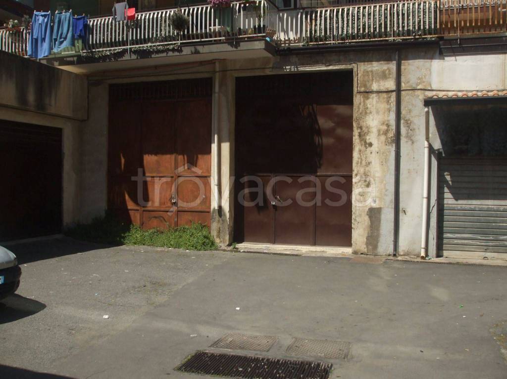 Garage in vendita ad Aci Catena via Ettore Majorana, 9