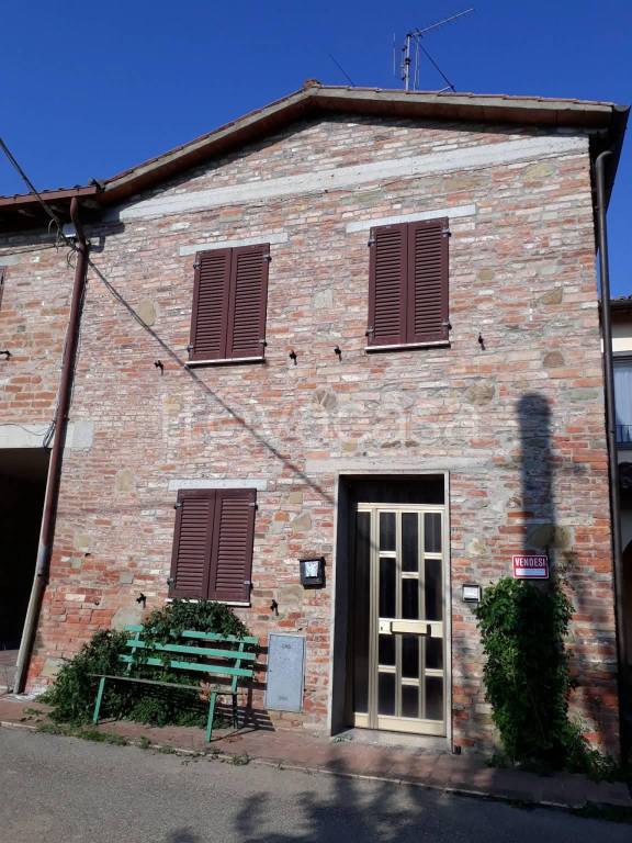 Casa Indipendente in in vendita da privato a Castiglione del Lago via Ugo Foscolo, 14
