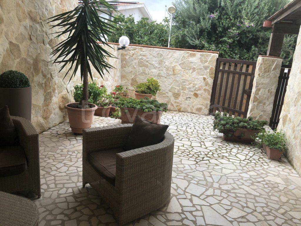 Villa Bifamiliare in in vendita da privato a Taranto via Vizzarro, 94