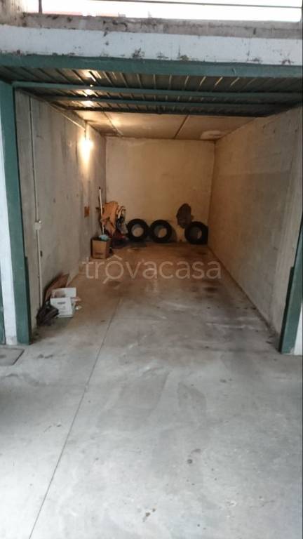Garage in vendita a Verdellino largo Luigi Einaudi