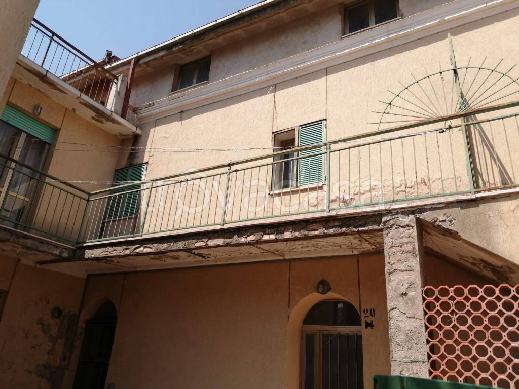 Casa Indipendente in vendita a Poggiofiorito vico Giuseppe Garibaldi