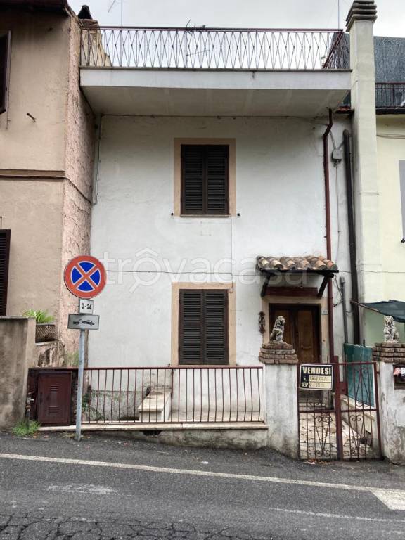 Casa Indipendente in vendita a Riano