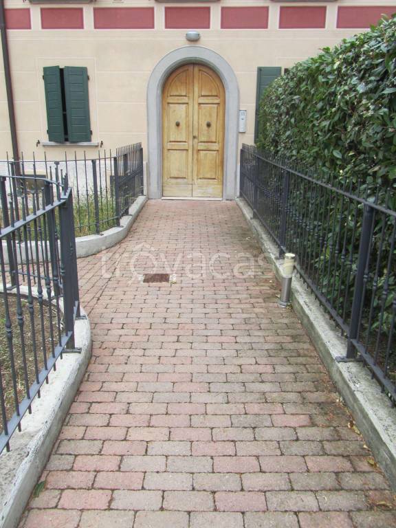 Appartamento in vendita a San Polo d'Enza via Gian Maestri