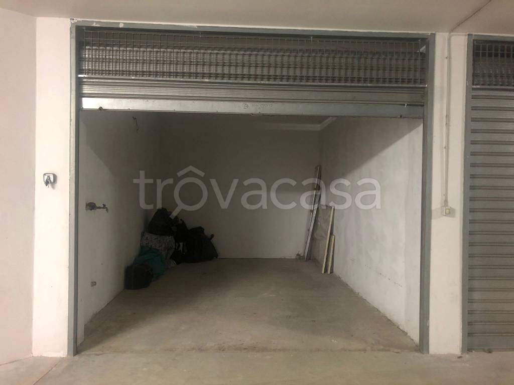 Garage in vendita a Triggiano via Giuseppe Trulli, 8