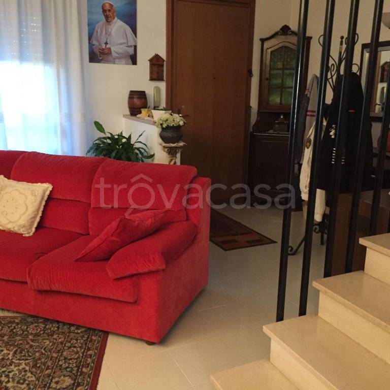 Villa a Schiera in vendita a Fano via saturno meletti