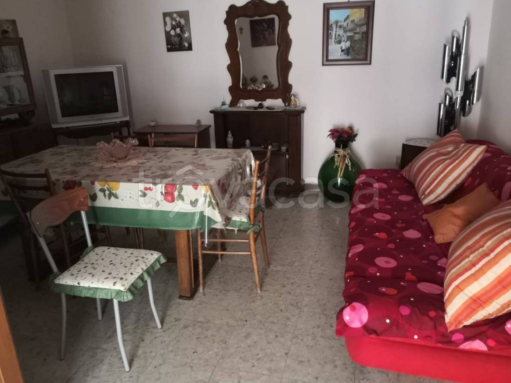 Casa Indipendente in vendita a Lentini via Cosenza