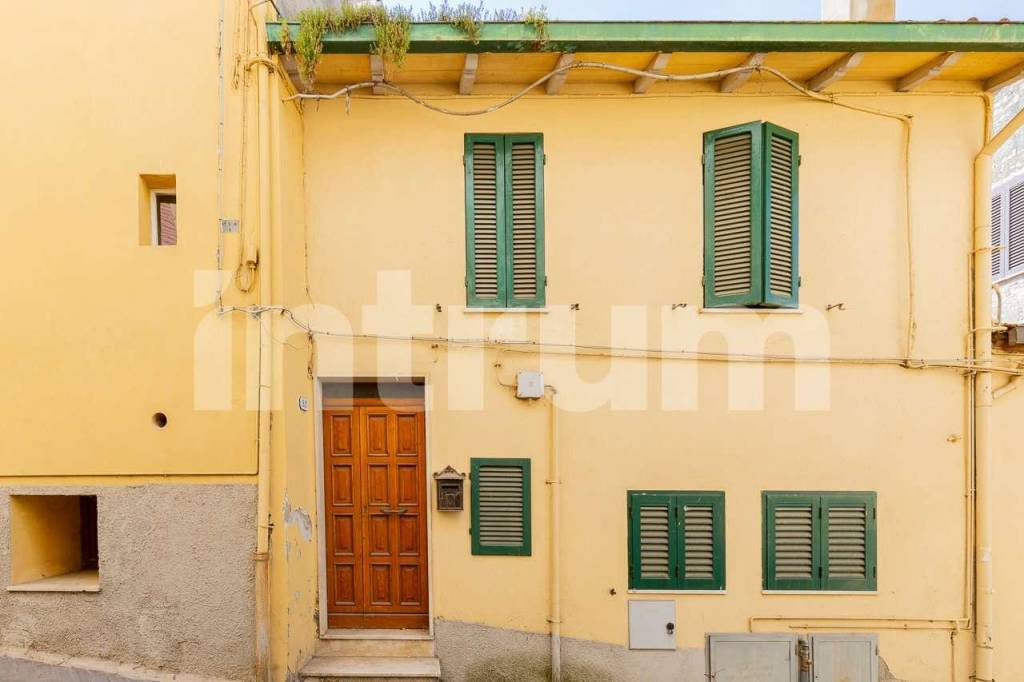 Appartamento in vendita a Deruta via francesco maturanzio 33-37