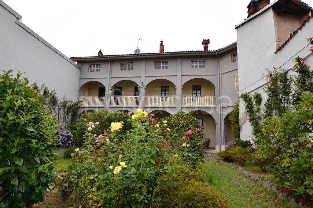 Villa in vendita a Graglia piazza Danilo Astrua, 9