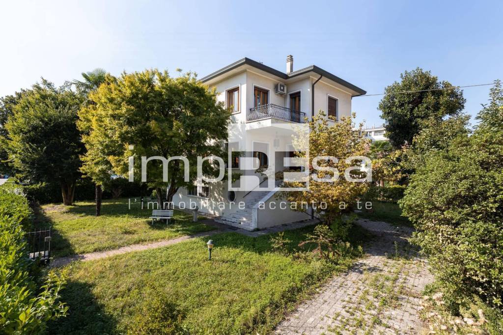 Casa Indipendente in vendita a Mogliano Veneto via Terraglio
