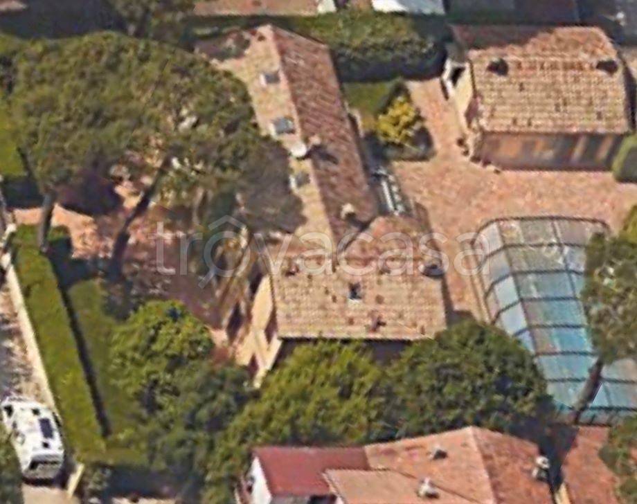 Villa Bifamiliare in in vendita da privato a Cesenatico viale Edmondo de Amicis, 65