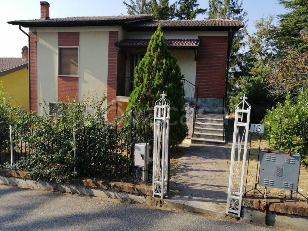 Villa in in vendita da privato a Montalto Pavese via Belvedere