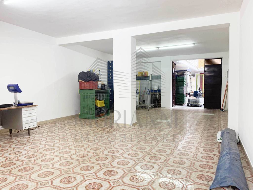 Garage in vendita a Sannicandro di Bari via Generale Carlo Alberto Dalla Chiesa, 15