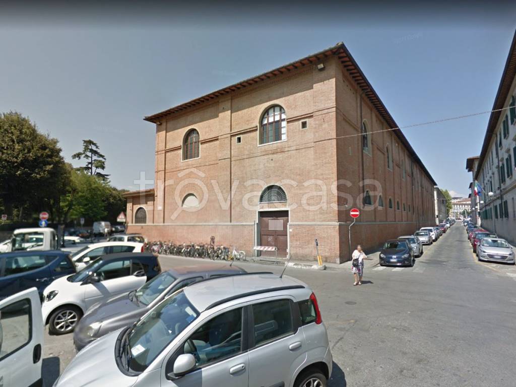 Garage in vendita a Firenze via Fausto Dionisi