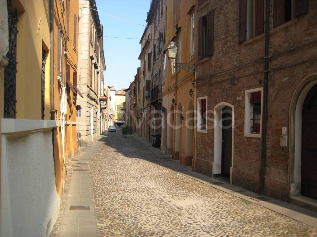 Appartamento in vendita a Ferrara via Vignatagliata, 65