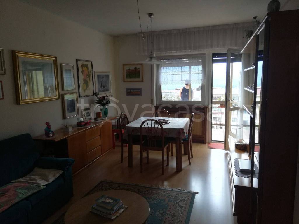 Appartamento in in vendita da privato a Longarone via Alessandro Manzoni, 4