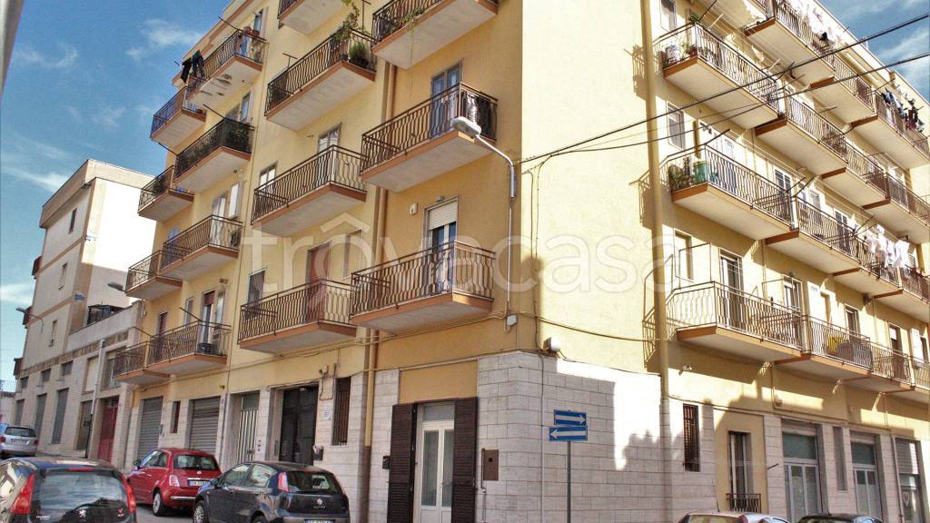 Appartamento in vendita a Putignano via Tagliamento